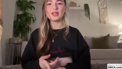 Ella online show from 02-01-25, 08:29