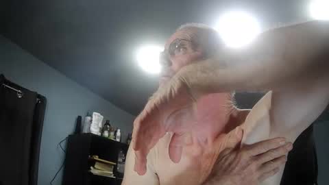 Snapshot of fantasyresort chatting on 10-07-25, 03:04 fantasyresort online show from 10-07-25, 03:04