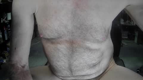 Snapshot of fantasyresort chatting on 11-19-25, 04:12 fantasyresort online show from 11-19-25, 04:12