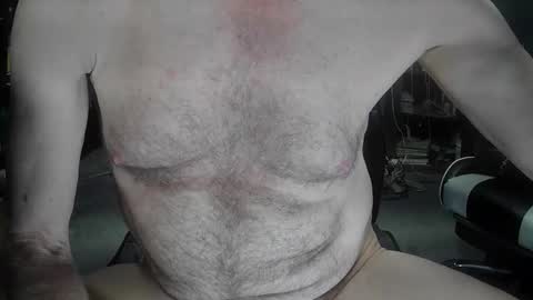 Snapshot of fantasyresort chatting on 11-22-25, 04:44 fantasyresort online show from 11-22-25, 04:44