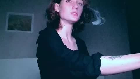 Kira online show from 10-21-25, 01:06