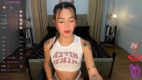 Snapshot of fascinatingtransvalerie chatting on 09-12-25, 03:17 fascinatingtransvalerie online show from 09-12-25, 03:17