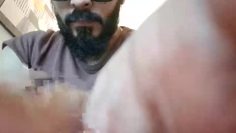Snapshot of fasrocky chatting on 10-18-25, 05:43 fasrocky online show from 10-18-25, 05:43