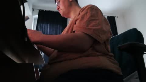 Snapshot of fat_bubble chatting on 02-03-26, 03:50 Fat Bernd online show from 02-03-26, 03:50