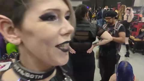  Lily  Waifu  online show from 10-26-25, 08:48