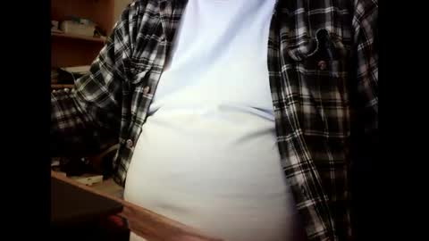 Snapshot of fatbellyitalian chatting on 12-19-24, 11:39 fatbellyitalian online show from 12-19-24, 11:39