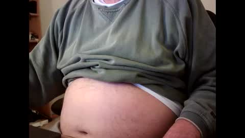 Snapshot of fatbellyitalian chatting on 12-29-24, 11:18 fatbellyitalian online show from 12-29-24, 11:18