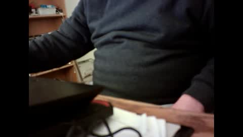 Snapshot of fatbellyitalian chatting on 01-15-25, 09:45 fatbellyitalian online show from 01-15-25, 09:45