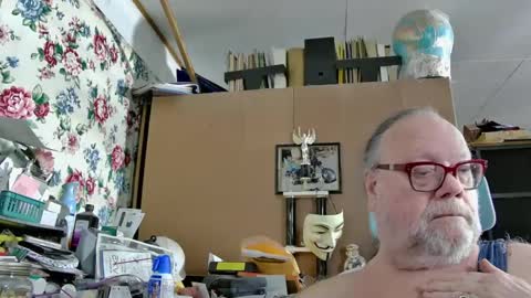 Fred. online show from 12-04-24, 06:22