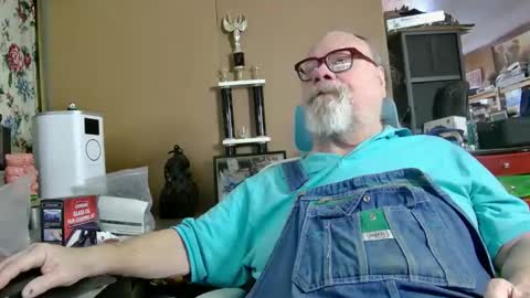 Fred. online show from 02-16-25, 08:11