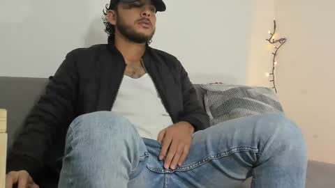 Snapshot of favid95 chatting on 01-12-25, 09:29 favid95 online show from 01-12-25, 09:29