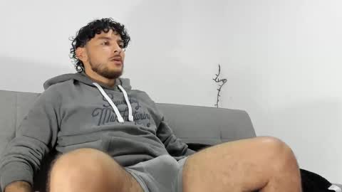 Snapshot of favid95 chatting on 02-01-25, 11:48 favid95 online show from 02-01-25, 11:48