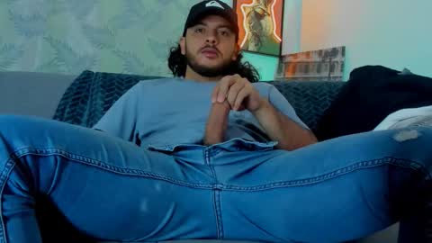 favid95 online show from 10-31-25, 03:35