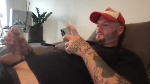 Snapshot of fdck75 chatting on 09-28-25, 02:33 fdck75 online show from 09-28-25, 02:33