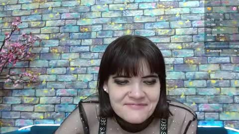 Laura online show from 12-08-24, 01:02