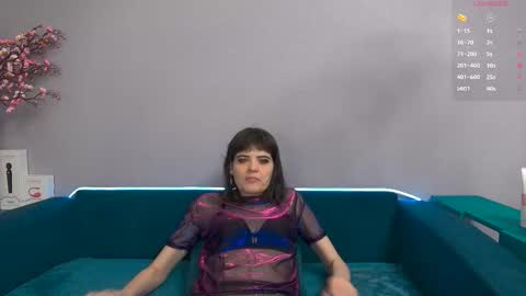 Laura online show from 09-15-25, 12:54