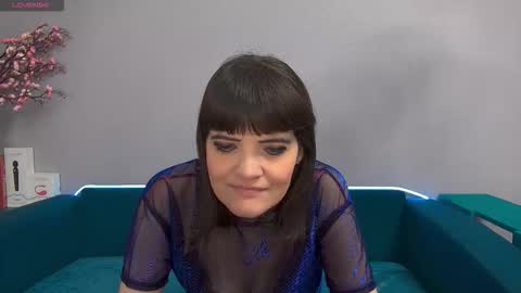 Laura online show from 10-08-25, 02:53