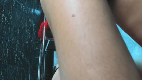 feetbynic online show from 10-18-25, 02:51