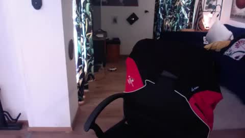 feetkissboy online show from 01-17-26, 12:32