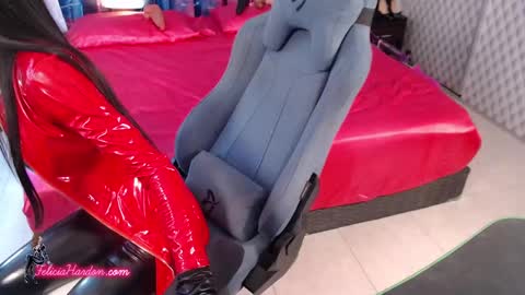 Snapshot of feliciahardon chatting on 03-05-25, 10:32 Felicia Hardon online show from 03-05-25, 10:32