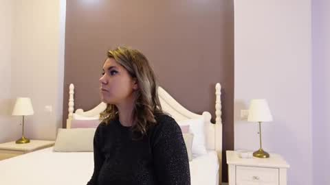 FeliciaKrige online show from 02-11-25, 08:52