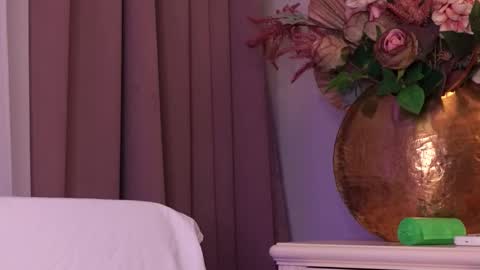 FeliciaKrige online show from 09-11-25, 08:09