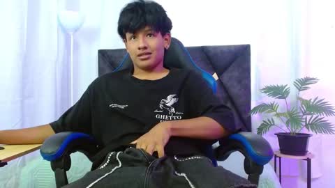 Felix online show from 09-29-25, 08:57