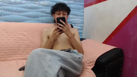 Felipe Browns online show from 12-04-24, 01:20