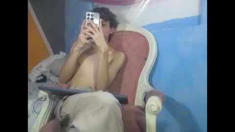 Felipe Browns online show from 12-12-24, 01:39