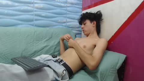 Felipe Browns online show from 12-15-24, 05:10