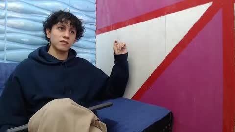 Felipe Browns online show from 01-05-25, 01:26