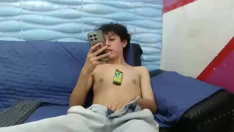 Felipe Browns online show from 01-12-25, 04:40