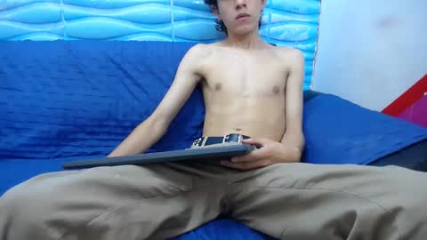 Felipe Browns online show from 02-18-25, 01:33