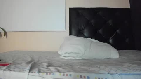 Snapshot of felipereyes28cm chatting on 10-28-25, 03:10  Felipe  online show from 10-28-25, 03:10