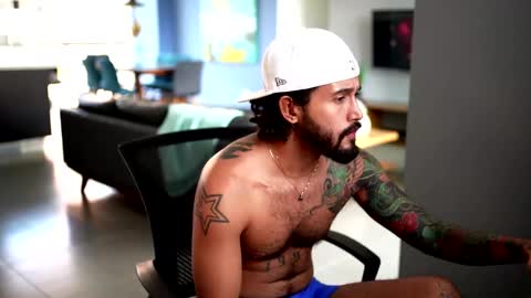 Felix Candela  online show from 01-17-25, 06:02