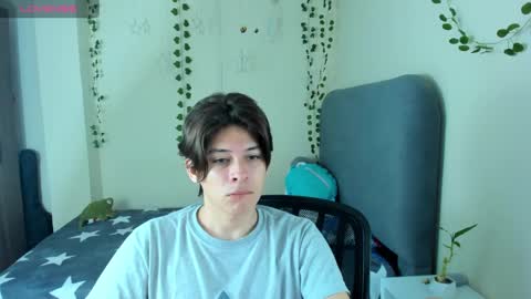 Snapshot of felix_leex chatting on 12-01-24, 04:29 Felix leex online show from 12-01-24, 04:29