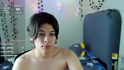 Snapshot of felix_leex chatting on 12-15-24, 10:47 Felix leex online show from 12-15-24, 10:47