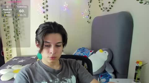 Snapshot of felix_leex chatting on 12-18-24, 07:41 Felix leex online show from 12-18-24, 07:41