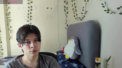 Snapshot of felix_leex chatting on 01-09-25, 08:44 Felix leex online show from 01-09-25, 08:44