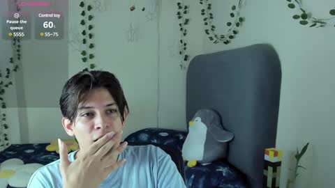 Snapshot of felix_leex chatting on 01-12-25, 07:10 Felix leex online show from 01-12-25, 07:10