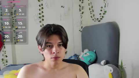 Snapshot of felix_leex chatting on 02-13-25, 10:54 Felix leex online show from 02-13-25, 10:54