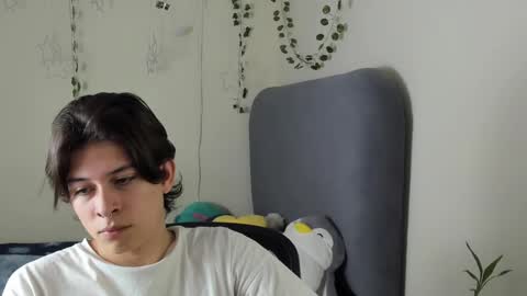 Snapshot of felix_leex chatting on 02-22-25, 09:59 Felix leex online show from 02-22-25, 09:59