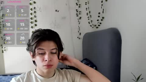 Snapshot of felix_leex chatting on 03-04-25, 07:43 Felix leex online show from 03-04-25, 07:43