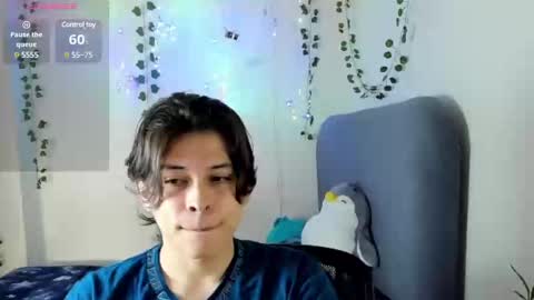 Snapshot of felix_leex chatting on 03-05-25, 08:53 Felix leex online show from 03-05-25, 08:53