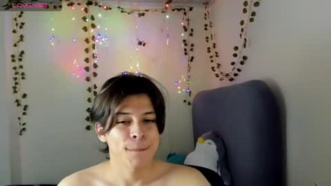 Snapshot of felix_leex chatting on 03-06-25, 12:00 Felix leex online show from 03-06-25, 12:00