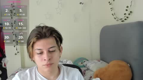 Snapshot of felix_leex chatting on 10-04-25, 08:18 Felix leex online show from 10-04-25, 08:18