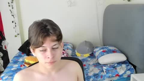 Snapshot of felix_leex chatting on 10-12-25, 07:02 Felix leex online show from 10-12-25, 07:02