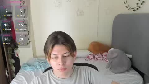 Snapshot of felix_leex chatting on 11-06-25, 07:04 Felix leex online show from 11-06-25, 07:04