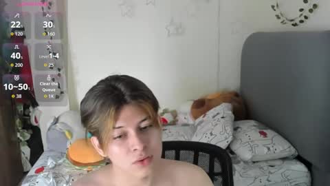 Snapshot of felix_leex chatting on 11-14-25, 08:29 Felix leex online show from 11-14-25, 08:29