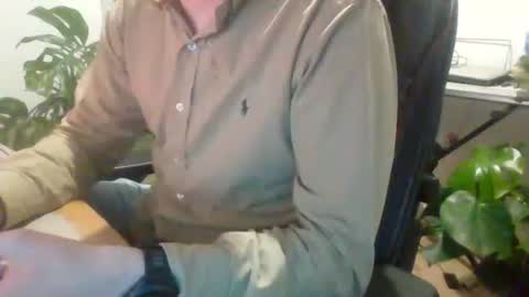 Snapshot of fem_alice_louis_dom chatting on 10-20-25, 06:52 fem_alice_louis_dom online show from 10-20-25, 06:52